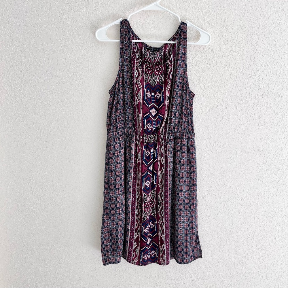 Collection by Bobeau Aztec Print Casual Dress. Has pockets! Medium.